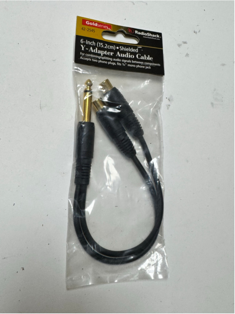 Radio Shack Y-Adapter Audio Cable 1/4 inch to Phono plugs 42-2545